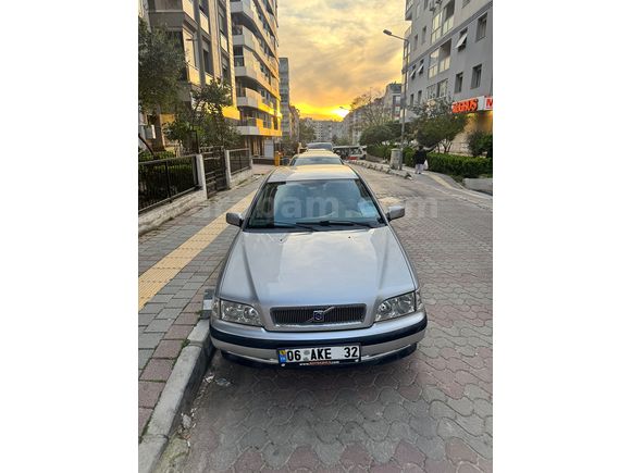Sahibinden Volvo S40 1.6 2000 Model 