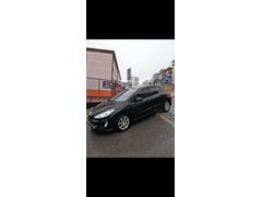 Sahibinden Peugeot 308 1.6 HDi Premium 2008 Model km 245000 Aracin motor gücü 110 bg dir ilana yanlış girilmiştir Siyah inci