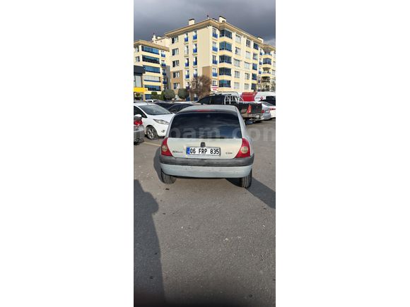 Renault Clio 1.4 RTA 215.000 Km