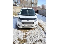 Sahibinden Ford Tourneo Courier 1.5 TDCi Titanium 2019 Model
