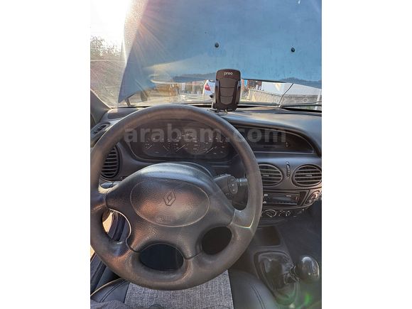 Sahibinden Renault Megane 2.0 RXT 1999 Model 