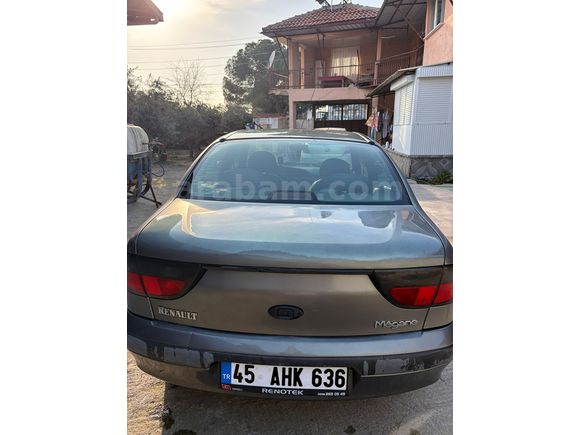 Sahibinden Renault Megane 2.0 RXT 1999 Model 