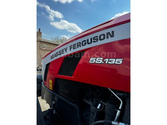 Massey Ferguson 5S.135. KREDİYE UYGUN