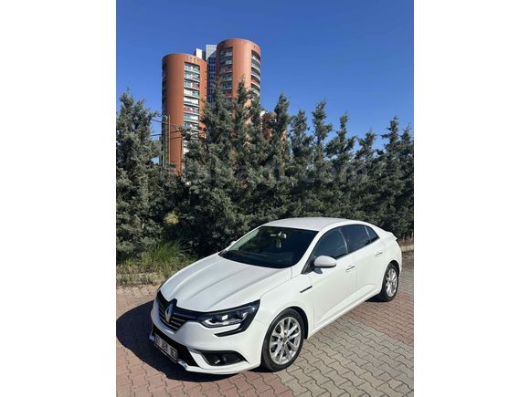 SAHİBİNDEN TEMİZ MEGANE 4 İCON