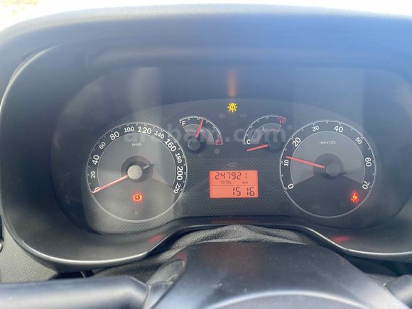 Sahibinden Fiat Linea 1.4 Fire Active 2008 Model  244.000 km Gri (Gümüş)
