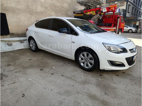 Sahibinden Opel Astra 1.3 CDTI Edition 2013 Model  280.000 km Beyaz