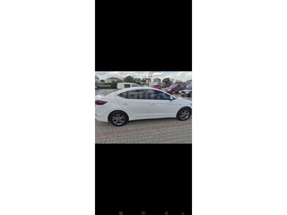 Sahibinden Hyundai Elantra 1.6 CRDi Style Plus 2017 Model