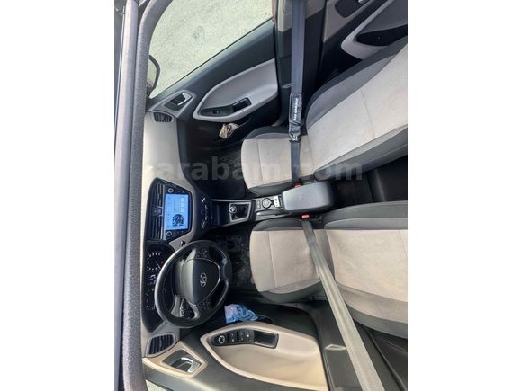 Sahibinden Hyundai i20 1.4 CRDi Style 2016 Model 