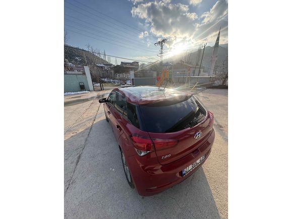 Sahibinden Hyundai i20 1.4 CRDi Style 2016 Model 