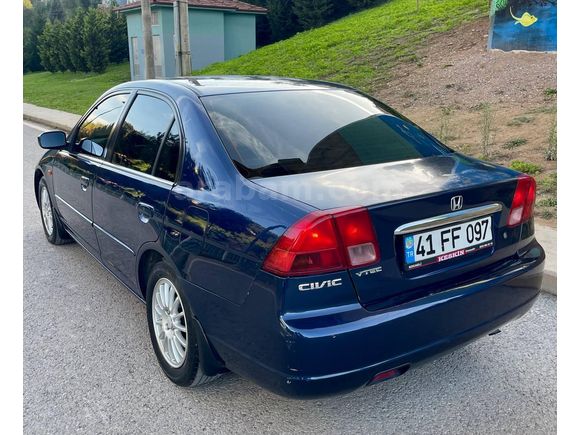 Sahibinden Honda Civic 1.6i VTEC ES 2002 Model