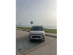 Sahibinden Citroen Berlingo 1.5 BlueHDI Shine 2020 Model 