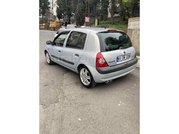 Orjinal FRANSIZ
Sahibinden Renault Clio 1.4 Privilege 2002 Model  