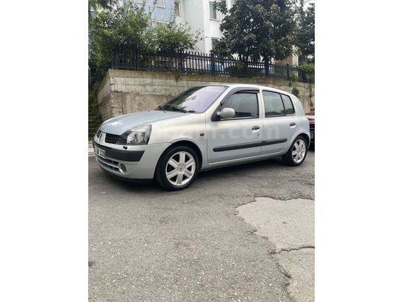 Orjinal FRANSIZ
Sahibinden Renault Clio 1.4 Privilege 2002 Model  