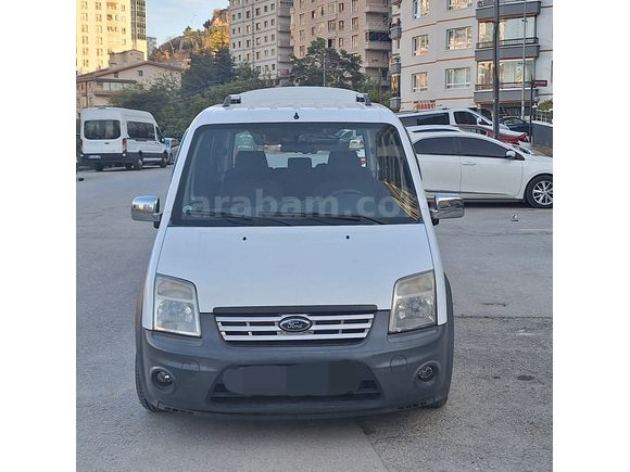 Sahibinden emsalsiz kilometrede hususi binilmiş connect 