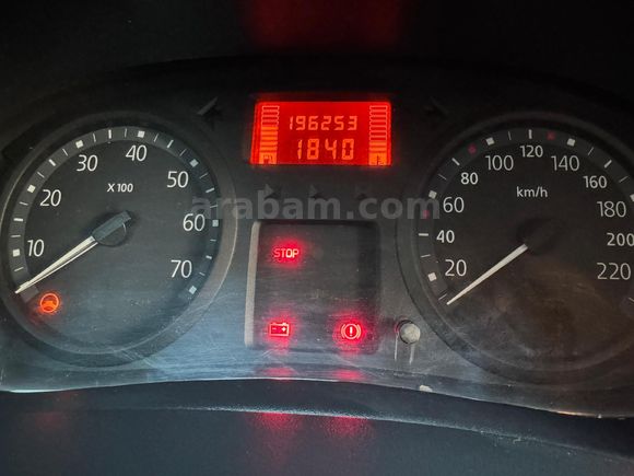 Sahibinden Renault Clio 1.2 Authentique 2004 Model  196.600 km Gri (Gümüş)