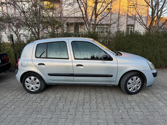 Sahibinden Renault Clio 1.2 Authentique 2004 Model  196.600 km Gri (Gümüş)