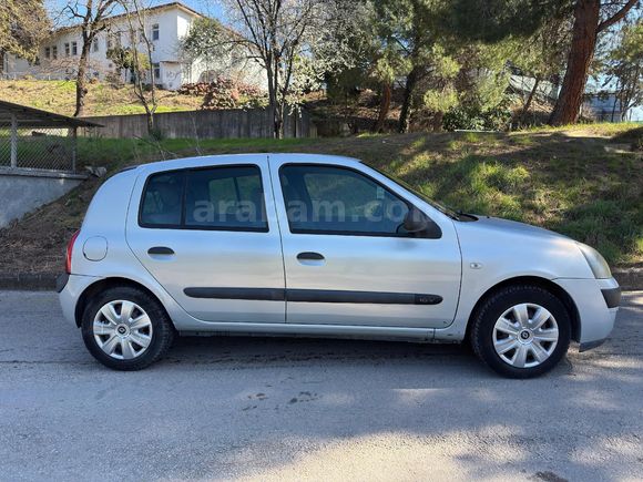 Sahibinden Renault Clio 1.2 Authentique 2004 Model  196.600 km Gri (Gümüş)