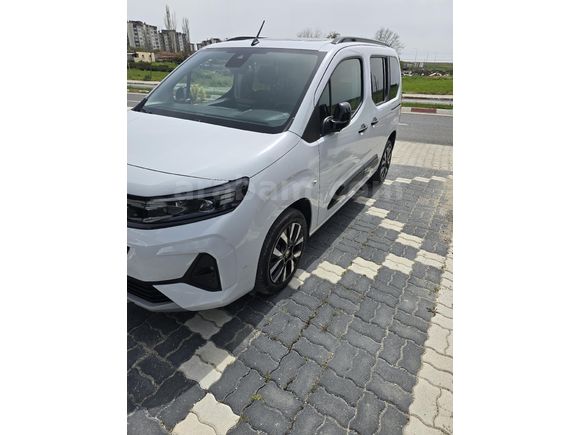 Sahibinden Opel Combo 1.5 CDTI Ultimate 2025 Model