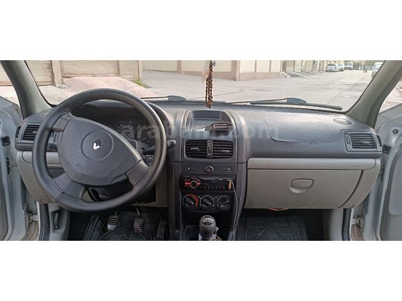 Sahibinden Renault Clio 1.2 Authentique 2002 Model