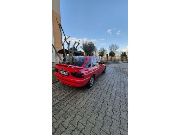 Sahibinden Ford Escort 1.6 CLX 1998 Model  298.000 km