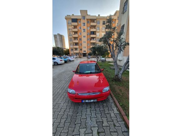 Sahibinden Ford Escort 1.6 CLX 1998 Model  298.000 km