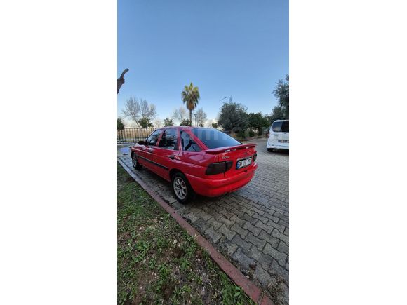 Sahibinden Ford Escort 1.6 CLX 1998 Model  298.000 km