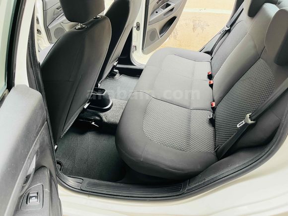 2013 MODEL -88.000 KM -ORJİNAL DEĞİŞENSİZ-1.3 DİZEL -FİAT LİNEA  