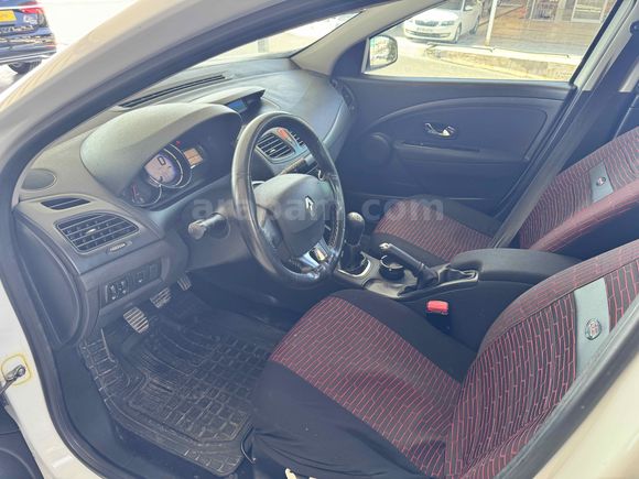 Sahibinden Renault Fluence 1.5 dCi Touch 2015 Model 