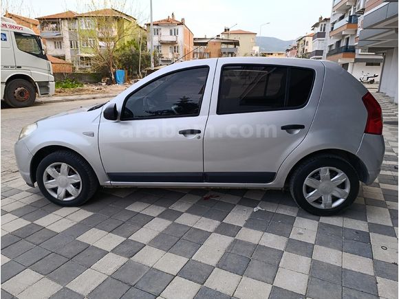 2012 model 1.2 16 V Dacia Sandero Ambiance LPG'li