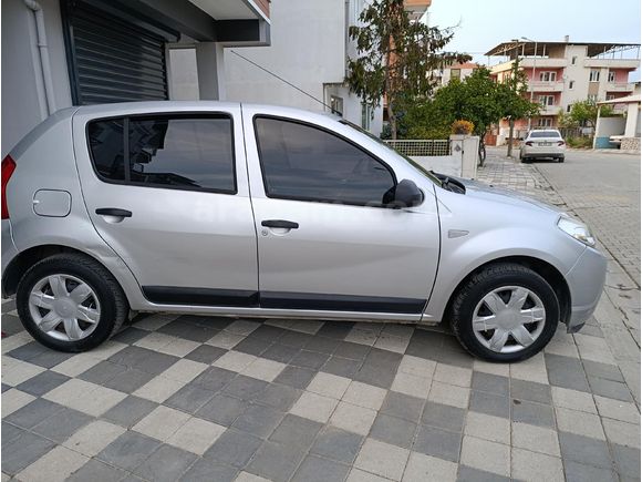 2012 model 1.2 16 V Dacia Sandero Ambiance LPG'li