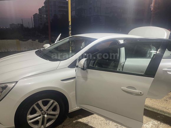 Sahibinden Renault Megane 1.6 Joy 2017 Model 