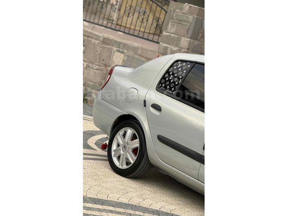 Sahibinden Renault Clio 1.4 RNA 2001 Model 