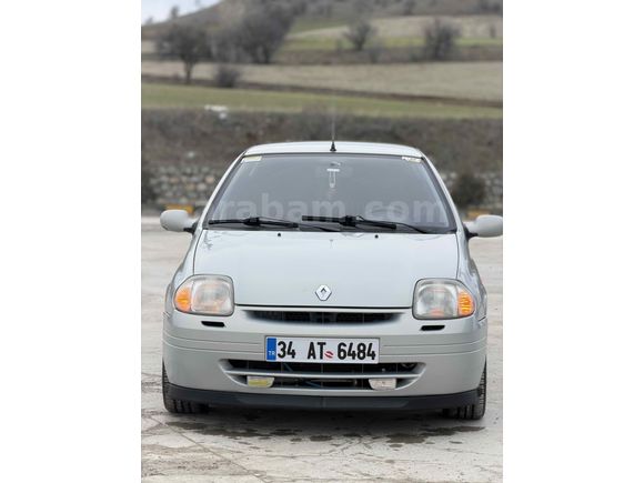 Sahibinden Renault Clio 1.4 RNA 2001 Model 