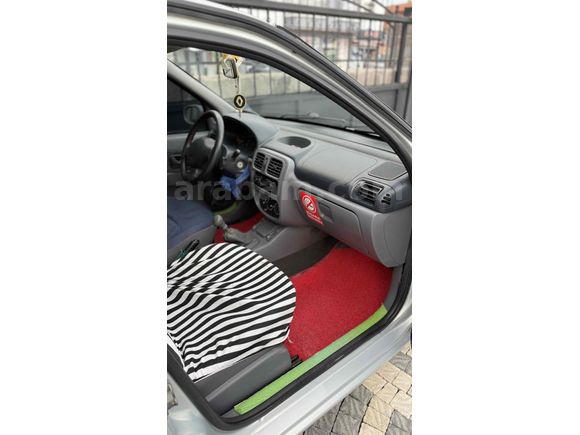 Sahibinden Renault Clio 1.4 RNA 2001 Model 