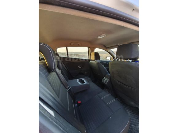 Sahibinden Renault Megane 1.5 dCi Touch 2015 Model