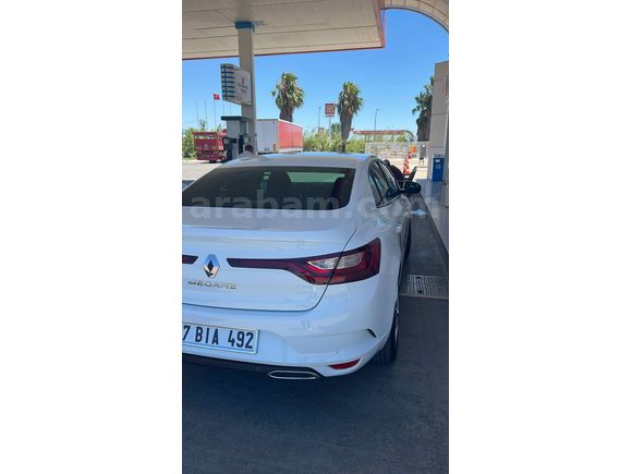 Sahibinden Renault Megane 1.3 TCe Joy Comfort 2023 Model 