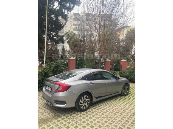 Sahibinden Honda Civic 1.6i VTEC Eco Executive 2017 Model