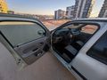 Sahibinden yakıt cimrisi Renault Clio 1.4 Authentique 2002 Model