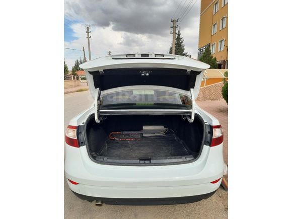 Sahibinden Renault Fluence 1.5 dCi Touch Plus 2014 Model