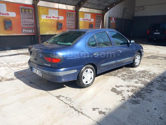 Galeriden Renault Megane 1.6 1998 Model Ankara