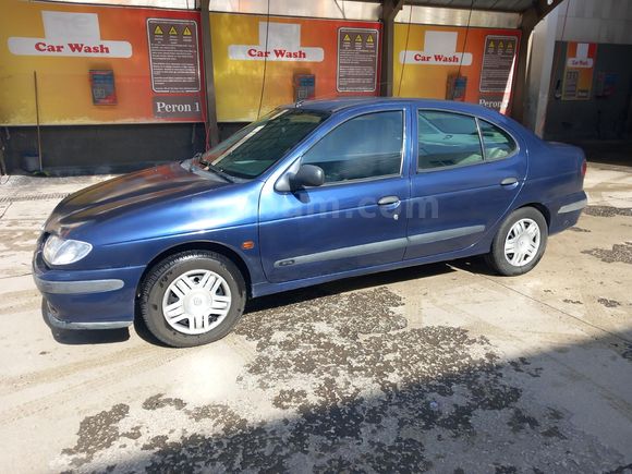 Galeriden Renault Megane 1.6 1998 Model Ankara