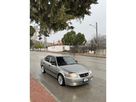 Sahibinden Hyundai Accent 1.5 CRDi Admire  (Gümüş)