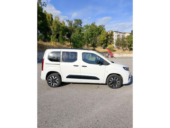 2025 model 2200 km de hatasız pl