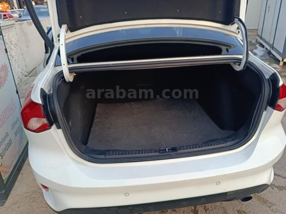 Sahibinden Ford Focus 1.5 Ti-VCT Titanium 2023 Model  66.000 km Beyaz