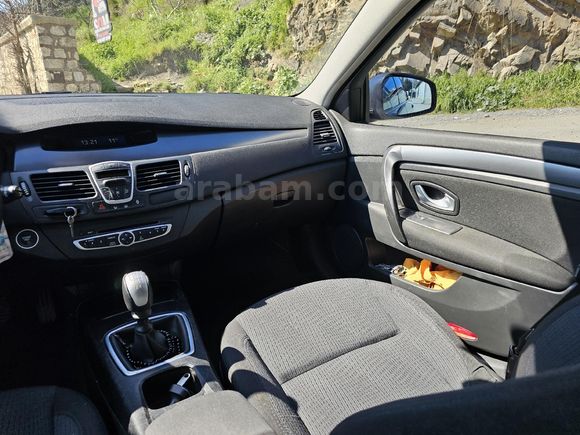 Sahibinden Renault Laguna 1.5 dCi Expression 2009 Model