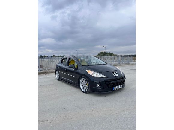 Sahibinden Peugeot 207 1.4 HDi Active 2011 Model