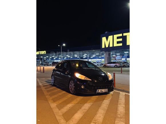Sahibinden Peugeot 207 1.4 HDi Active 2011 Model