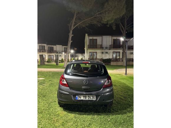 2. Sahibinden temiz corsa 