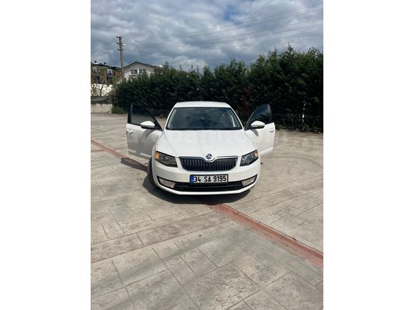 Sahibinden Skoda Octavia 1.6 TDI Optimal 2017 Model  185.000 km Beyaz