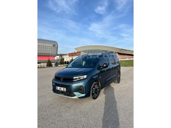 Sahibinden Opel Combo Life 1.5 D Edition 2024 Model